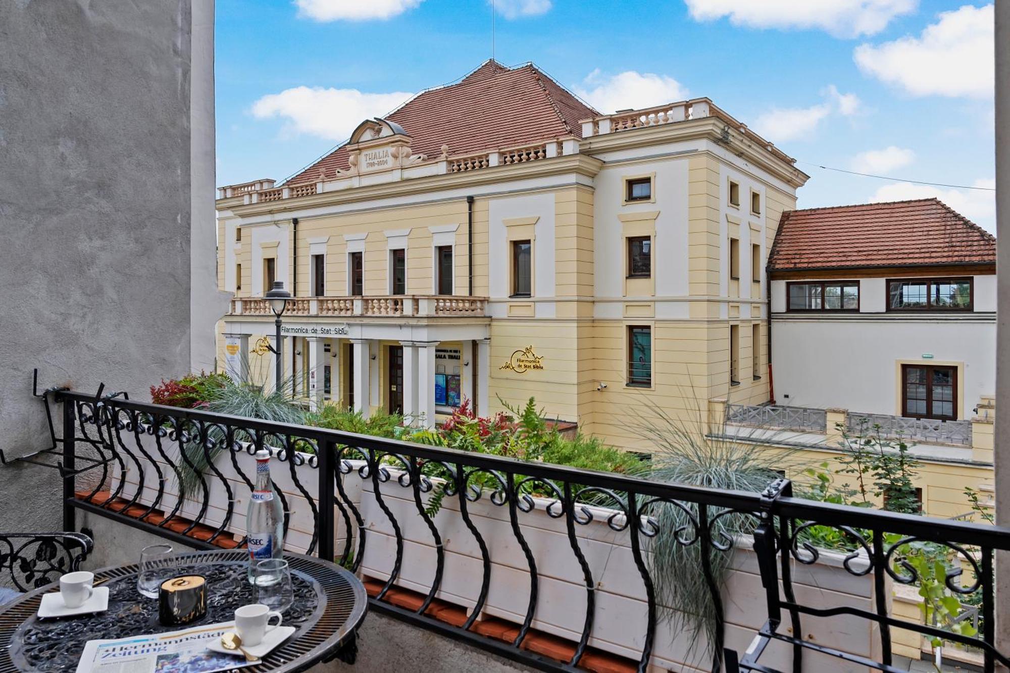 Gela'S Terrace Apartment Sibiu Esterno foto